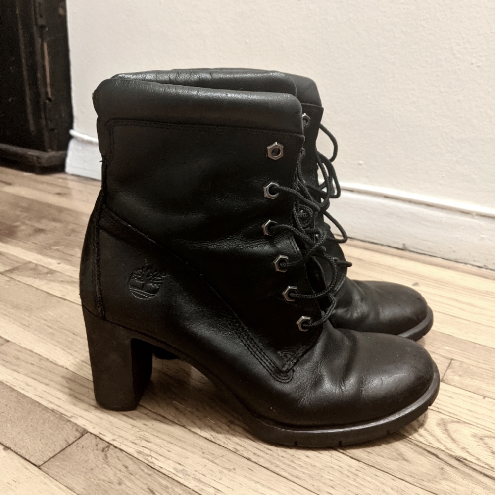 Timberland Black Lace-up Ankle Boots Size 6.5